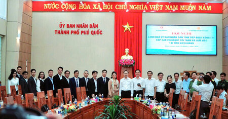 Cùng nhau đưa Phú Quốc trở thành hình mẫu ‘đảo xanh - thành phố thông minh - không phát thải’