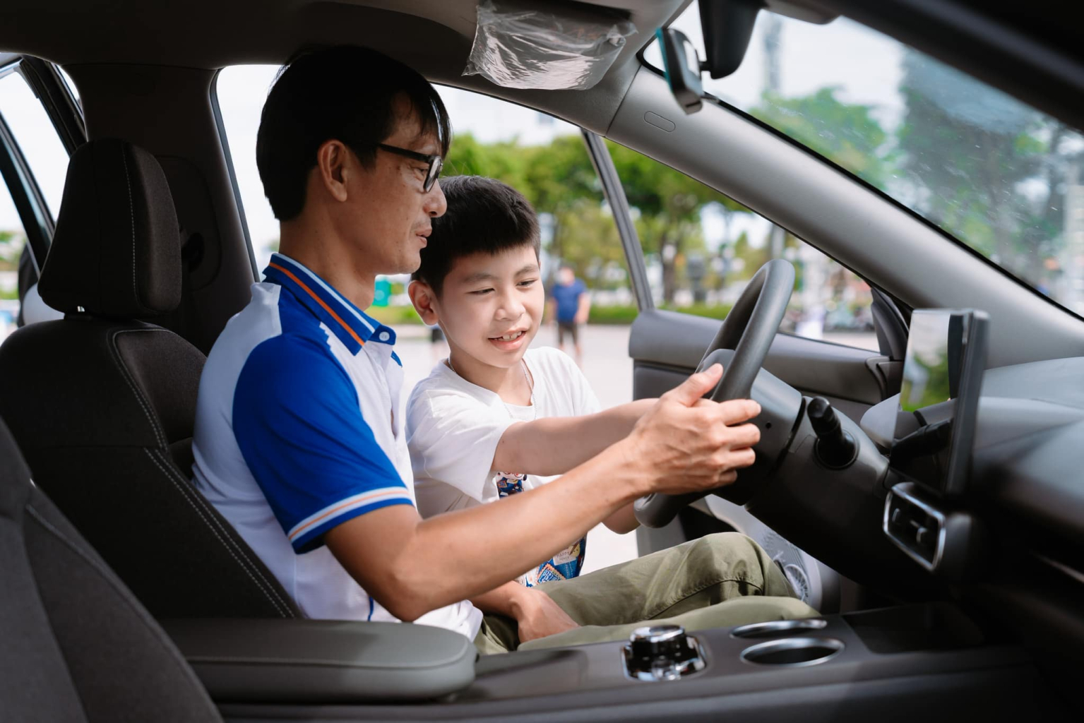 LIMO GREEN NỔI BẬT TẠI SỰ KIỆN THU XĂNG ĐỔI ĐIỆN RẠCH GIÁ